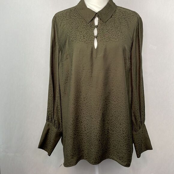 Soft Surroundings Olive Green Coastline Printed Keyhole Blouse. Size Large. NWOT - Picture 1 of 11